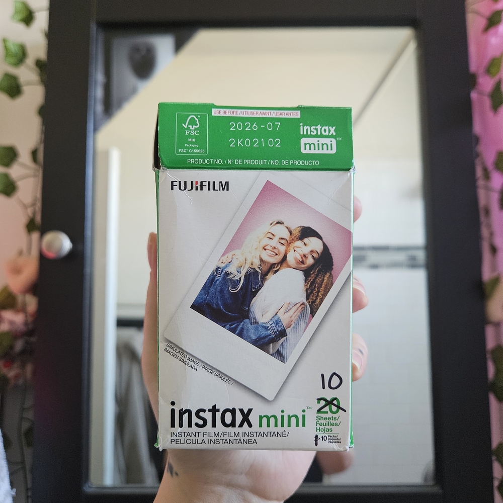 🟣BOGO Fujifilm Instax Mini Film Pack - Green and White